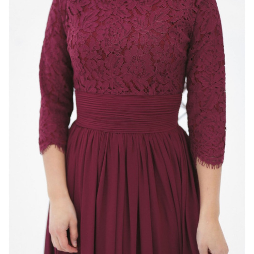 Exquisite English Manor Elegant Burgundy Lace Dress - Picture 10 of 11